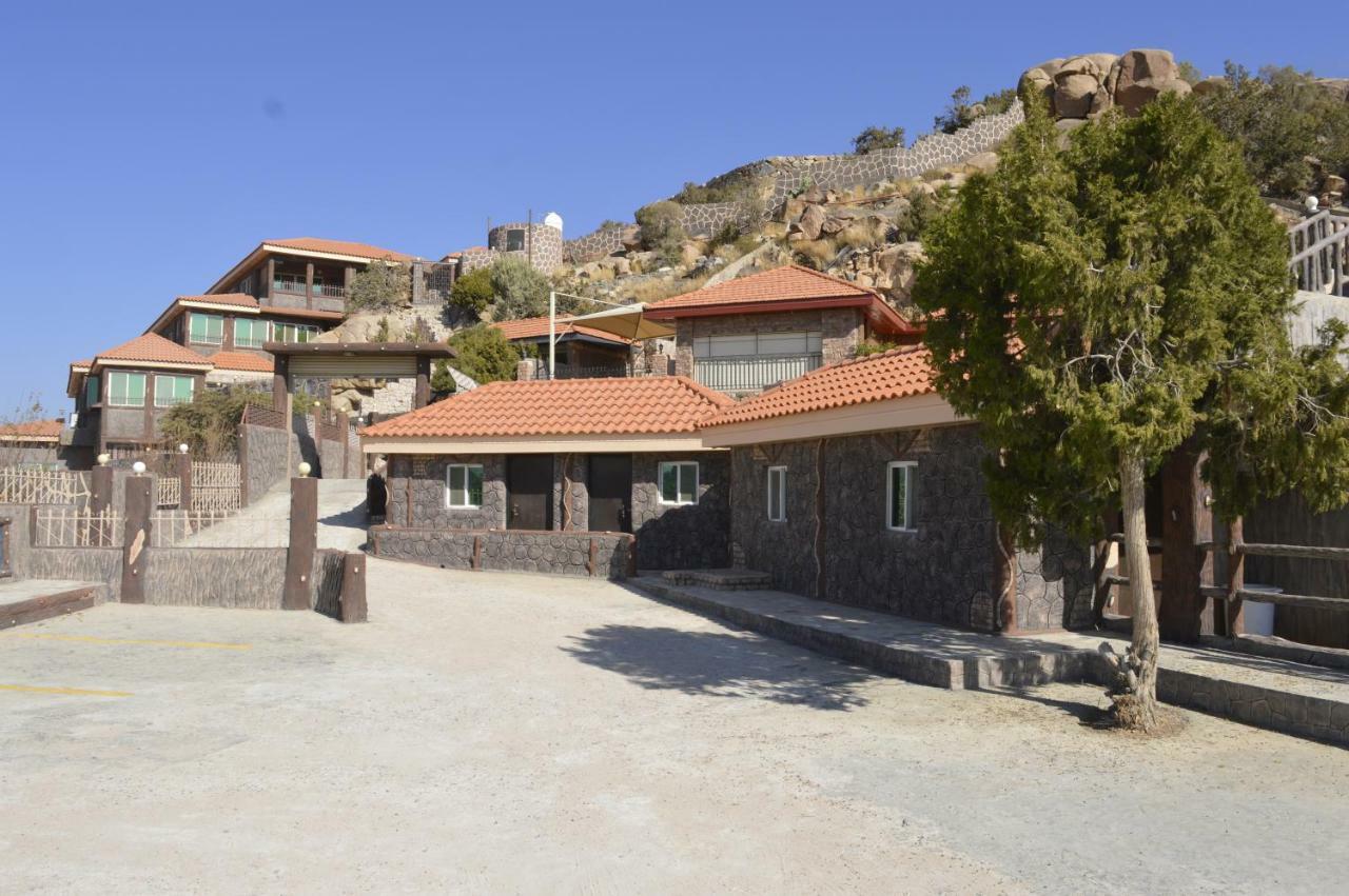La Fontain Resort
